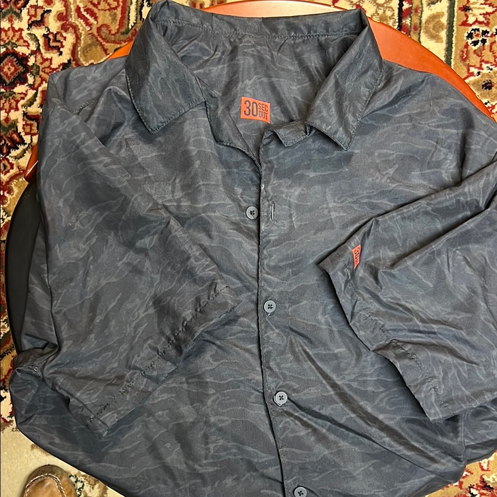 Black Lightweight Short Sleeved Shirt with Classic Design